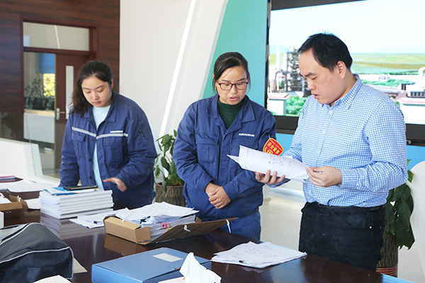 1636788055448509.jpg 省應急管理廳檢查2.jpg